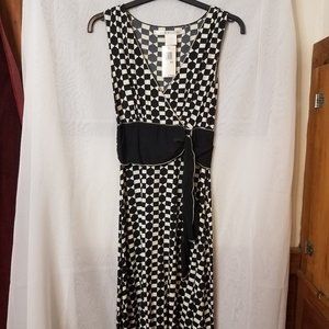 Black & White Geo Pattern Midi Dress (Max Studios)